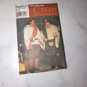 Simplicity 8913 Celtic Scottish Men’s Costume Pattern XS-S-M Uncut AA